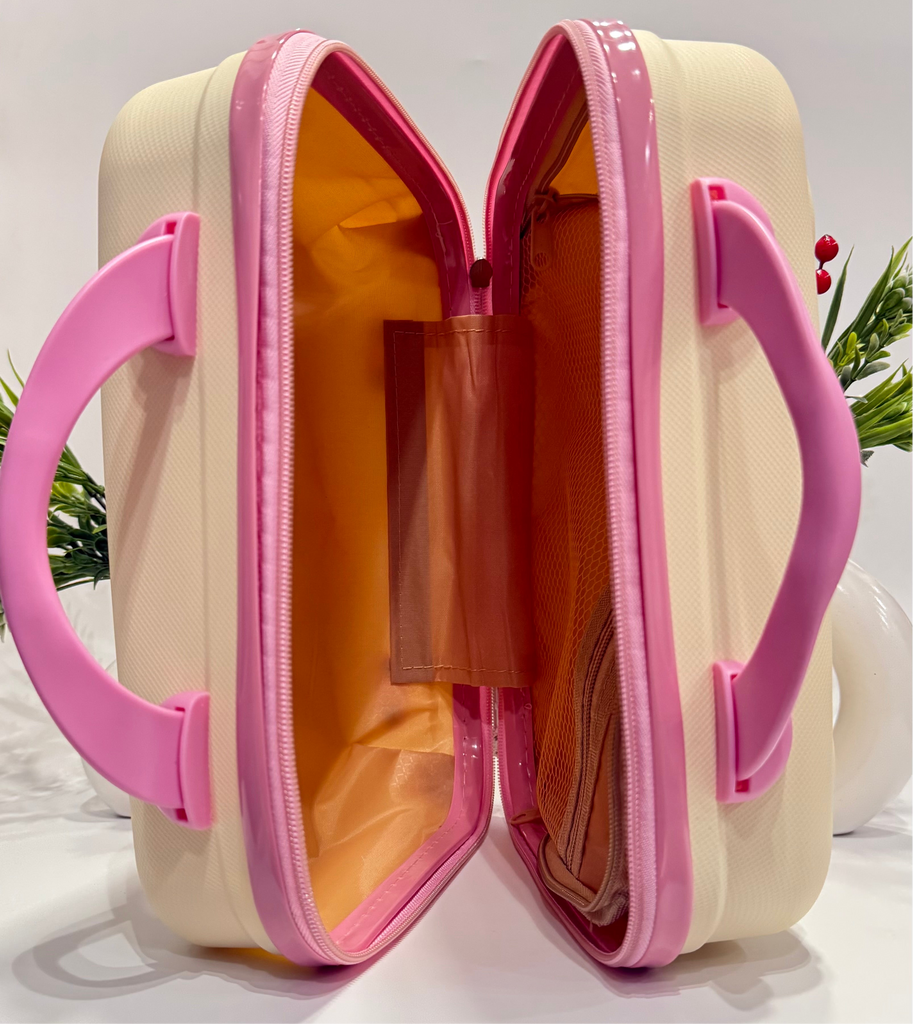 Cute Bear 3D Vanity Case With Lock
