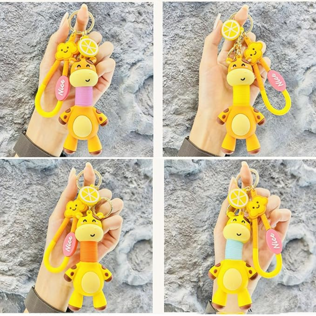 Giraffe Expandable Toy Keychain